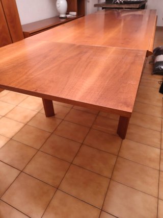 Mesa de comedor extensible de madera