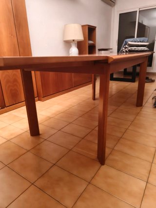 Mesa de comedor extensible de madera