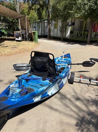 Kayak Triton Blu e Bianco