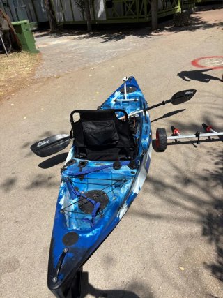 Kayak Triton Blu e Bianco