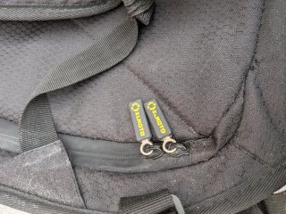 Mochila moto XLMOTO negra caparazón impermeable