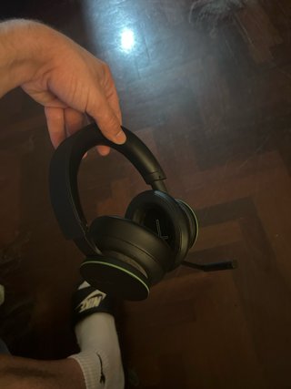 Auriculares Xbox Negros con micrófono.