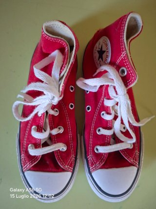 Converse rosse tg. 33