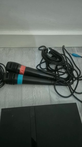 PS2 Slim Negra + Lote Accesorios