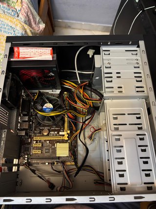 Computer desktop ASUS
