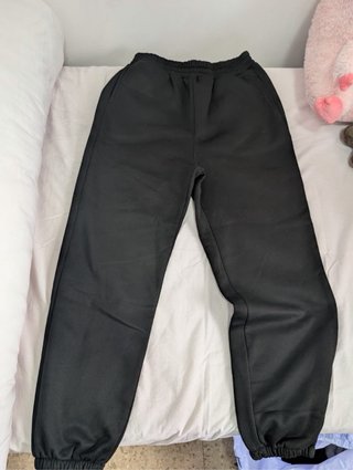 Falda negra plisada Talla S - VARIEDAD DE PRENDAS