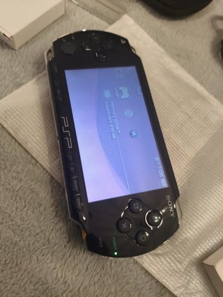 PSP Sony Giga Pack completa + juegos
