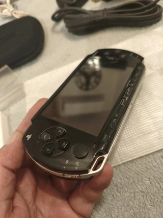 PSP Sony Giga Pack completa + juegos