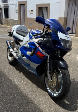 Suzuki GSX-R 750 1999 - 24.000 km