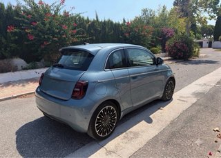 FIAT 500E VERSION LA PRIMA 2021