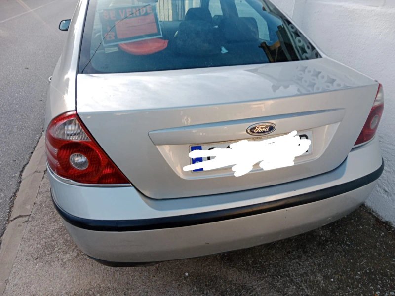 Ford Mondeo 2001 - foto 1
