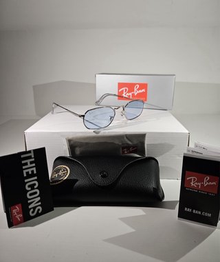 Occhiali Ray Ban RB 3947 Argento Blu