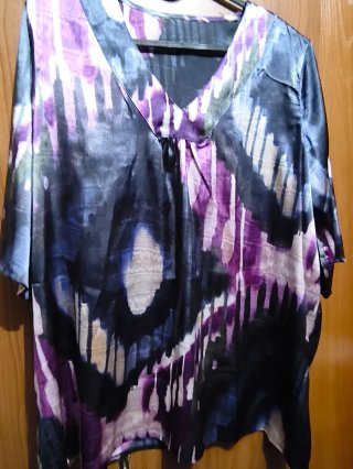 Blusa mujer estampado abstracto