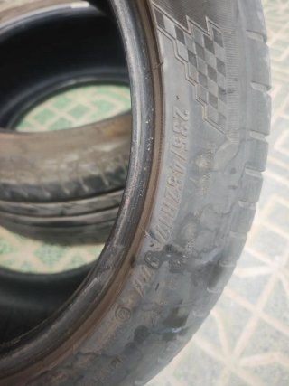 Juego 2 Neumáticos 235/45 R17 97Y