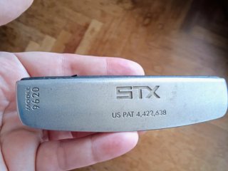 Putter STX Modelo 9620 y funda Vin