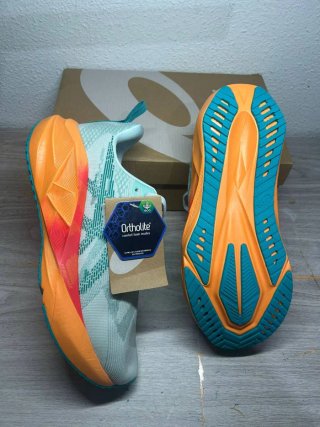 Asics Novablast 5 Talla 40 Naranja/Verde