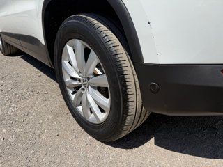 Volkswagen Tiguan solo un propietrio techo solar