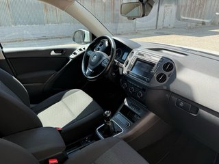 Volkswagen Tiguan solo un propietrio techo solar