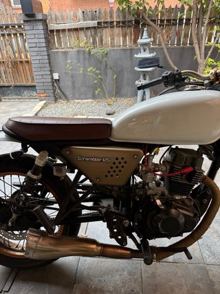 Scrambler 125 Café Racer | 9.459 km | Muy cuid