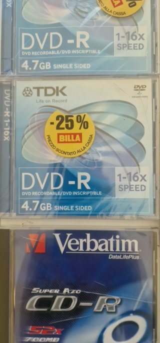 Lotto CD/DVD,Cavo, presa e Chiavetta Internet