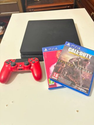 PS4 SLIM *1TB* GTA V, mando y 2 juegos