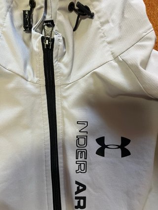 Sudadera Under Armour Gris con Capucha