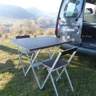 Kit camper complert: llit, matalàs, taula+cadires