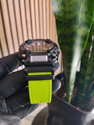 Reloj Casio G-SHOCK GA-900 Negro/Verde