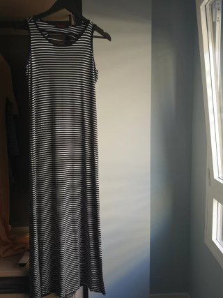 Vestido De Rayas.