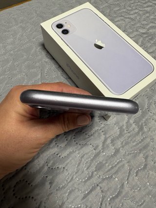 iPhone 11 Viola/Argento