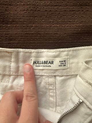 Shorts vaqueros blancos rotos