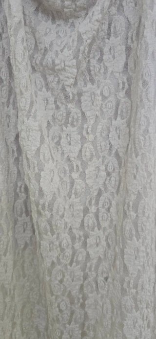 Vestido largo encaje beige