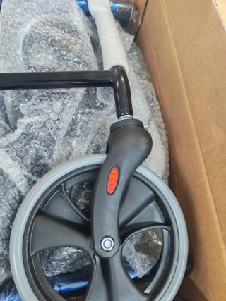 Andador Mobiclinic Plegable con Asiento