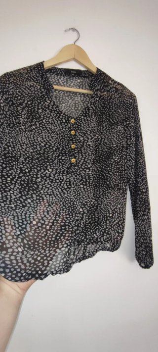 Blusa estampada talla 42
