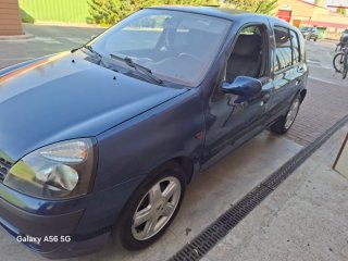 Renault Clio 2001