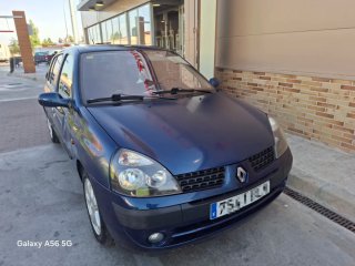 Renault Clio 2001