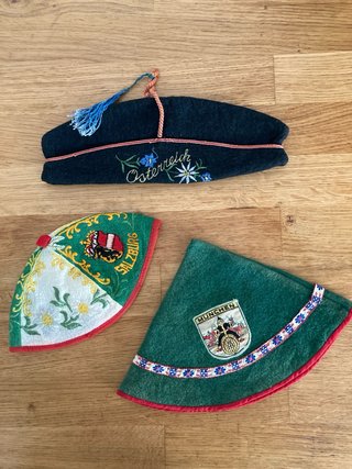 Gorros antiguos: Austria, Salzsburgo, Múnich