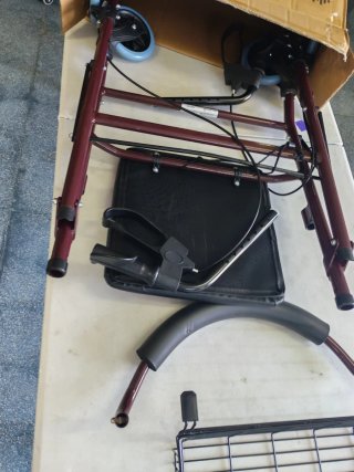 Andador Mobiclinic Plegable con Asiento y Cesta