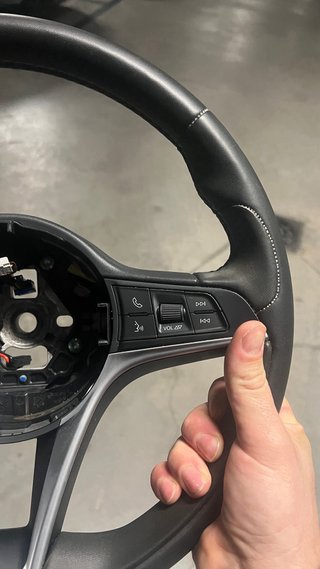 Volante Alfa Romeo Giulia Veloce