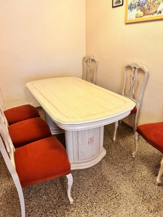 Mesa extensible comedor + 6 sillas
