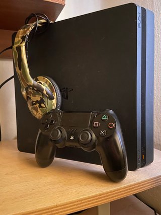 PS4 Slim Sony Negra