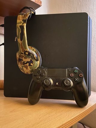 PS4 Slim Sony Negra