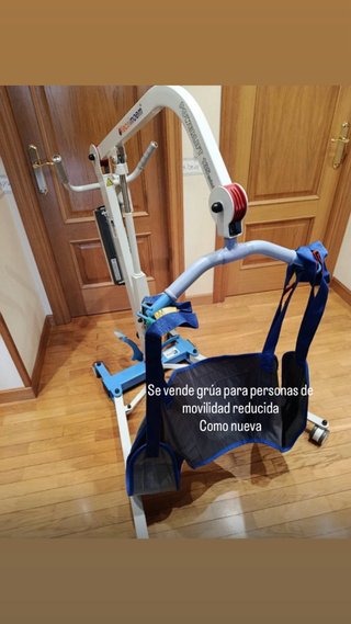 Grua para personas con mobilidad reducida