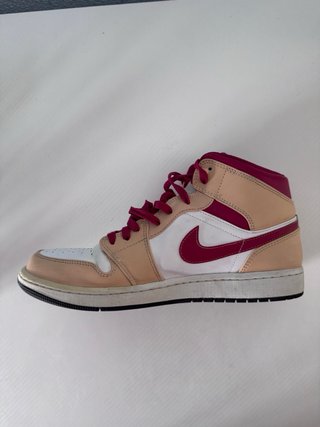 Jordan 1 Mid Desert Berry
