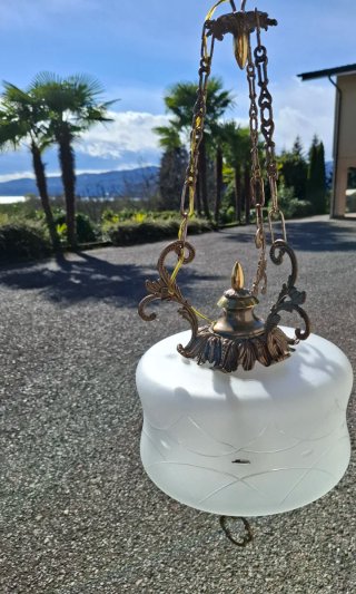 Lampadario vintage anni '60/70 oro e bianco