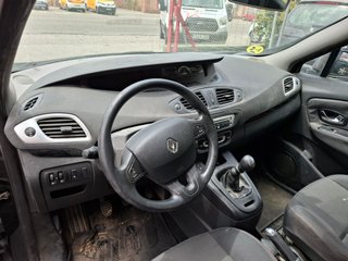 SCENIC AÑO 12. RENAULT. DESPIECE COMPLETO