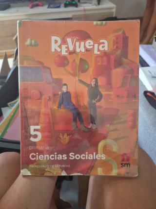 Ciencias Sociales. 5 Primaria. Revuela. Asturias