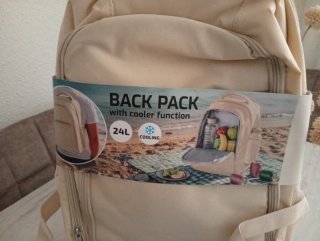 Mochila térmica y cojín de playa