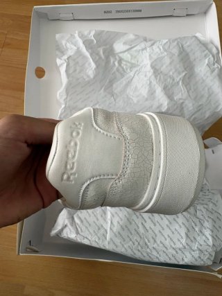 ​Reebok Club C LTD "Cracked White" (NUEVAS)