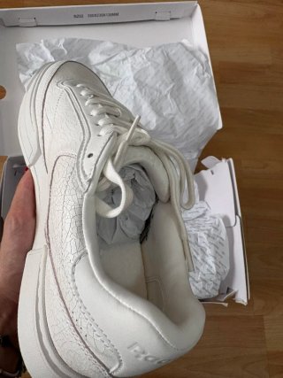 ​Reebok Club C LTD "Cracked White" (NUEVAS)
